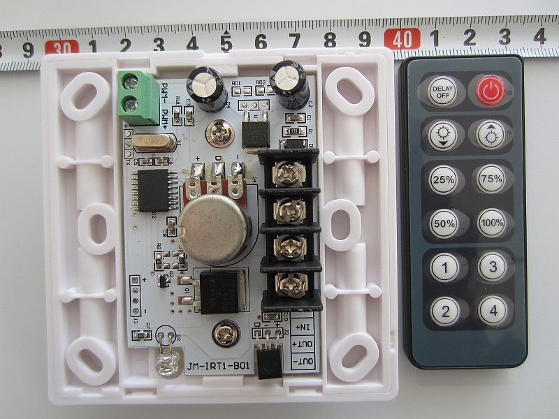 LED šviesos srauto reguliatorius dimer IR 12mygtukų pultelis 12V 8A